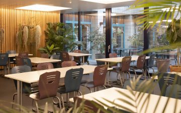 Hell, freundlich und einladend – der neu gestaltete Aufenthaltsbereich des Centre-Espoirs.