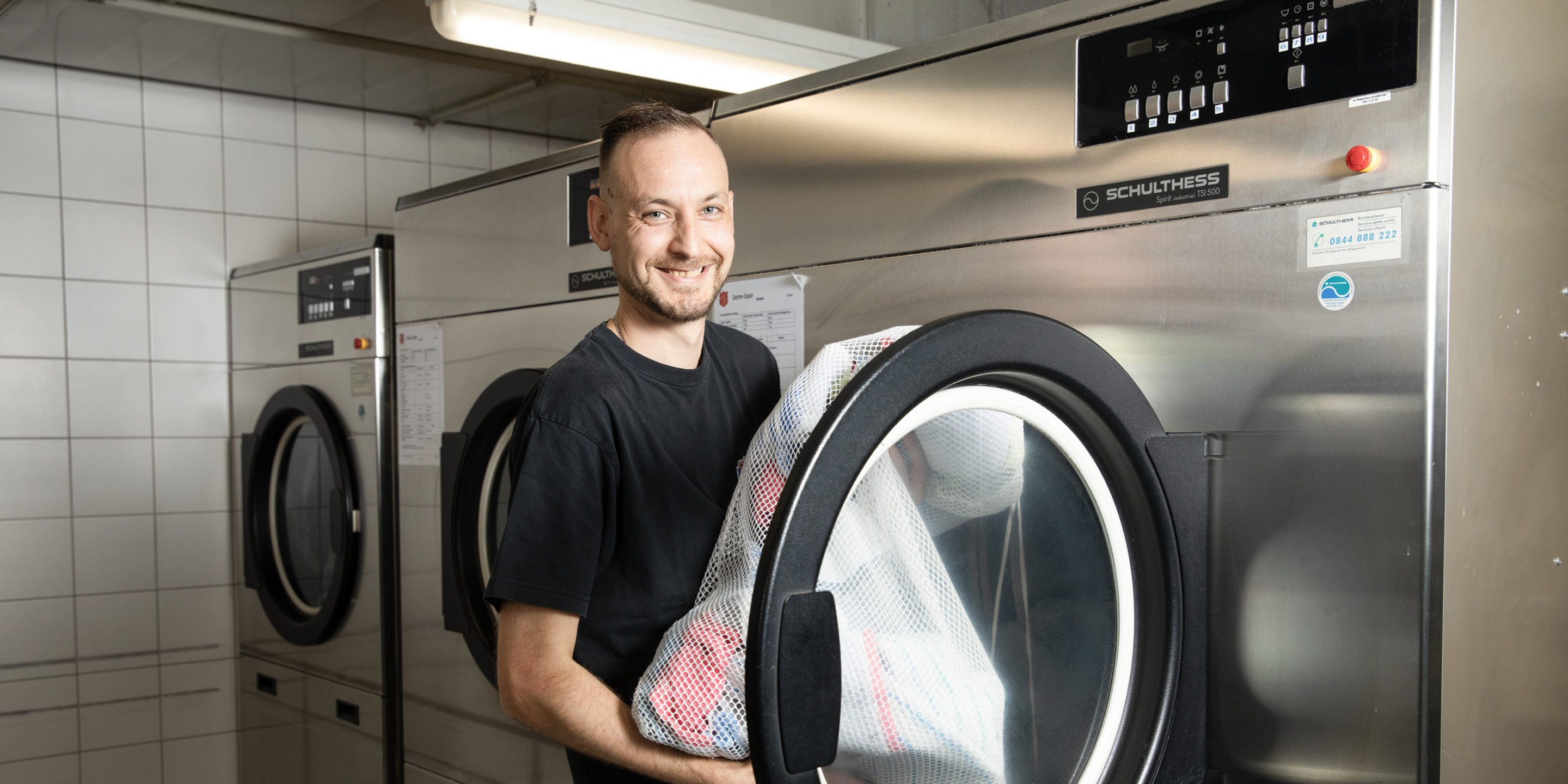 Centre-Espoir Wäscherei Heilsarmee