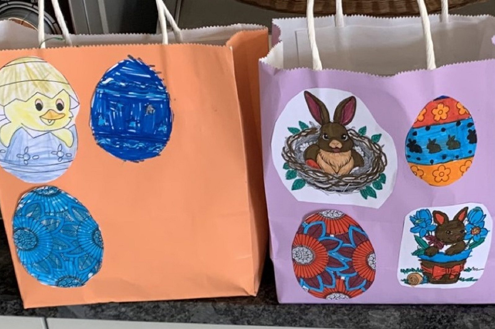 Die Kinder haben ihre Ostersäckchen kreativ dekoriert, © Kinder- und Jugendhaus Paradies.