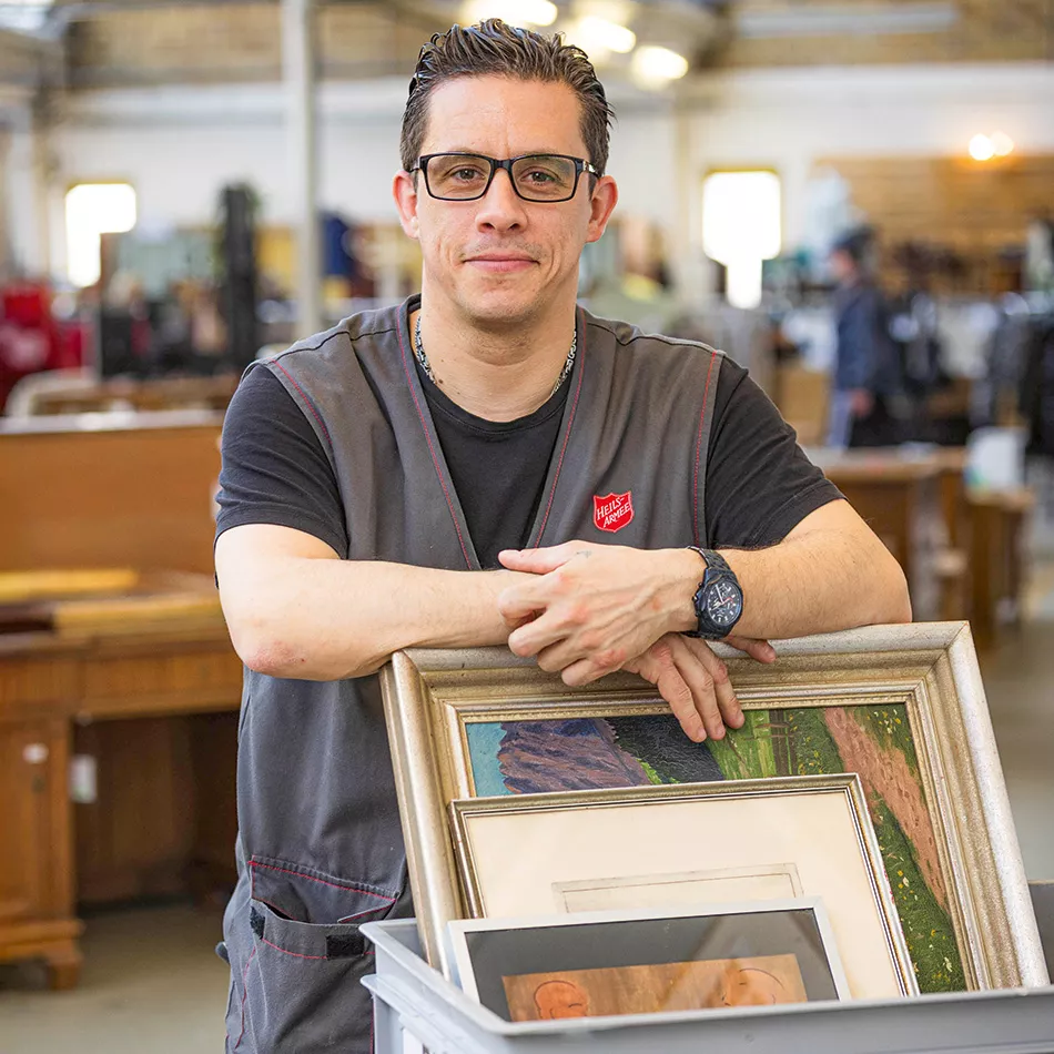 Dario-Vetsch-950×950-1